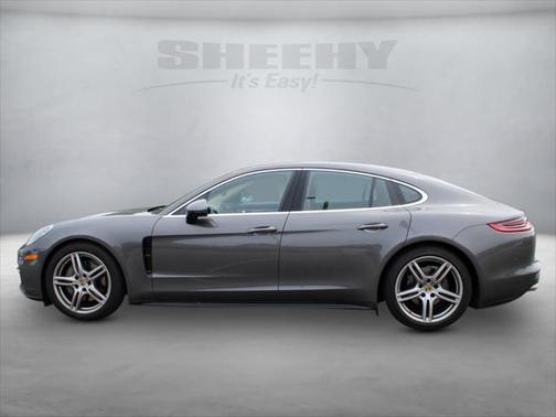 2018 Porsche Panamera 4S