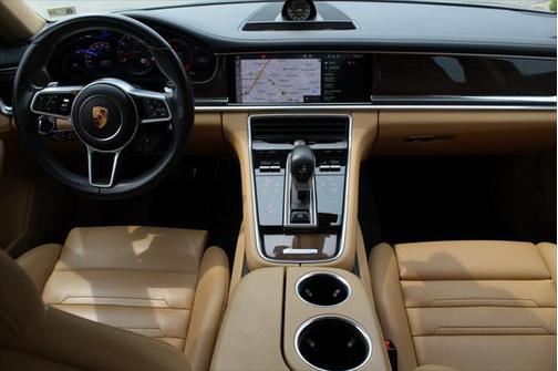 2018 Porsche Panamera 4S