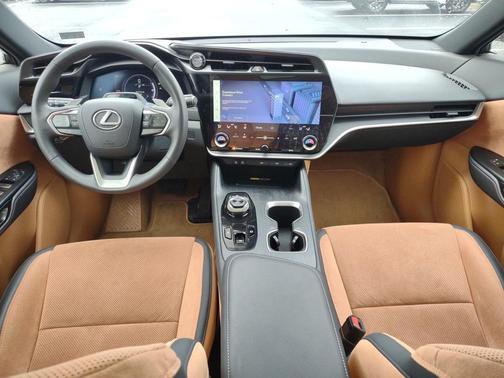2023 Lexus RZ 450e Luxury