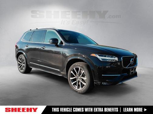 Onyx Black Metallic 2017 Volvo XC90 T6 Momentum