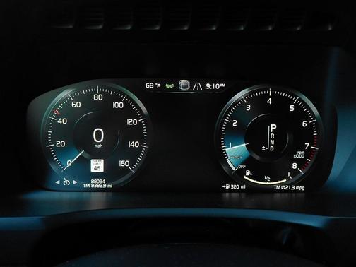 Onyx Black Metallic 2017 Volvo XC90 T6 Momentum