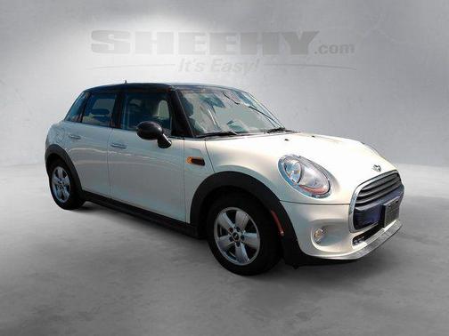 Pepper White 2016 MINI Hardtop Cooper