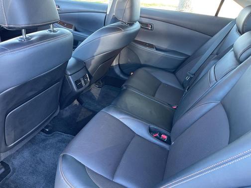 2010 Lexus ES 350 Base