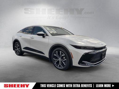 Oxygen White 2023 Toyota Crown XLE