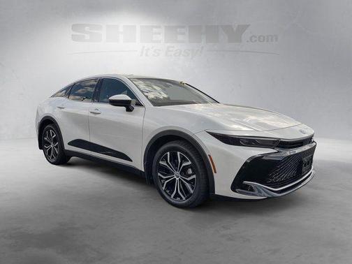 Oxygen White 2023 Toyota Crown XLE