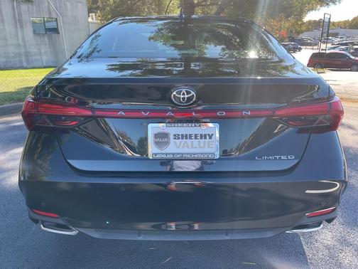 2019 Toyota Avalon Limited