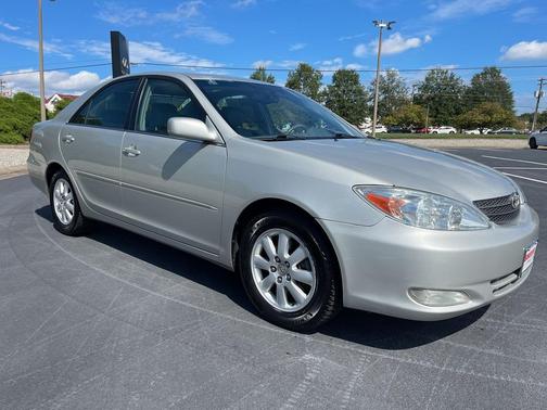 2003 Toyota Camry XLE V6
