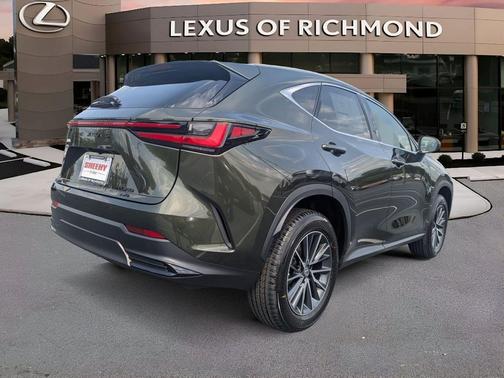 Nori Green Pearl 2026 Lexus NX 350 Premium