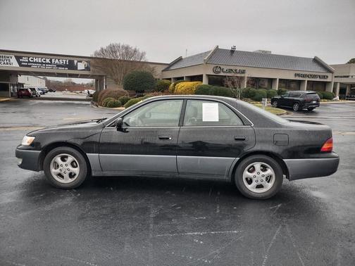 1998 Lexus ES 300 Base