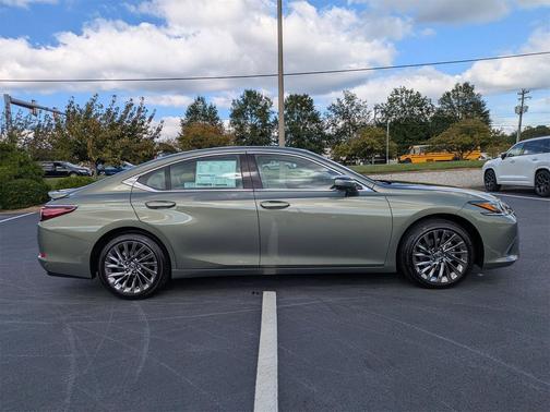 2025 Lexus ES 350 Ultra Luxury