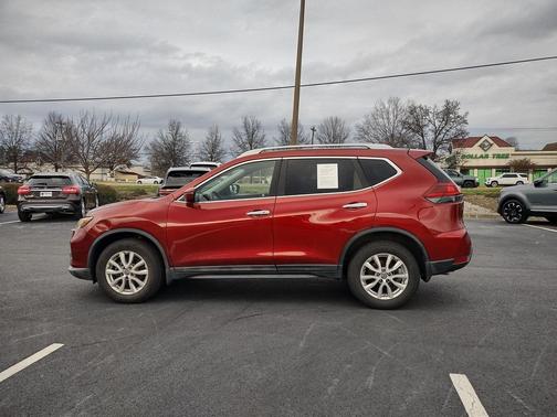 2018 Nissan Rogue SV