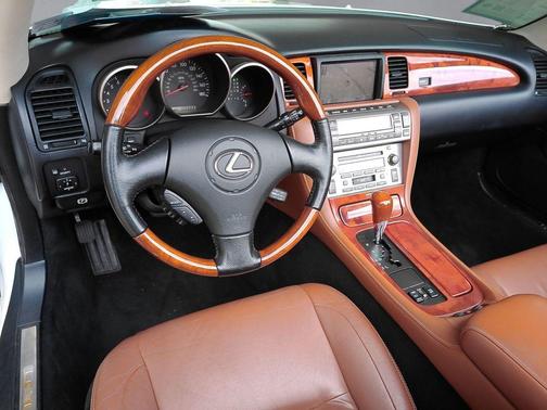 White Gold Crystal 2003 Lexus SC 430 Base