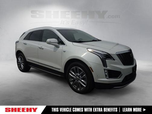 Crystal White Tricoat 2022 Cadillac XT5 Premium Luxury