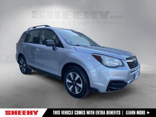 Ice Silver Metallic 2017 Subaru Forester 2.5i