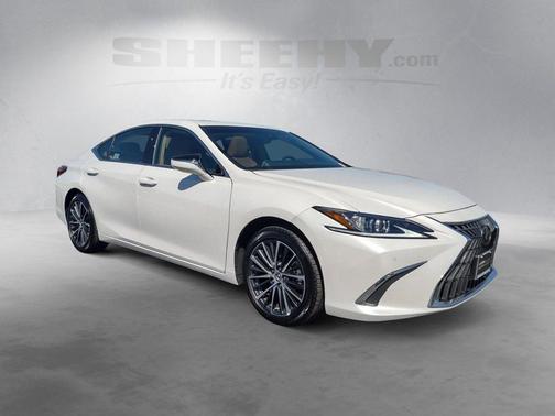Eminent White Pearl 2025 Lexus ES 300h Base