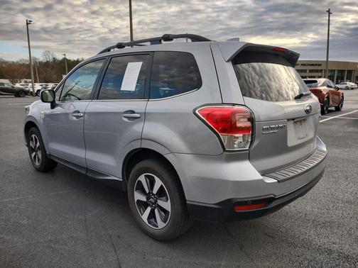 2017 Subaru Forester 2.5i Limited