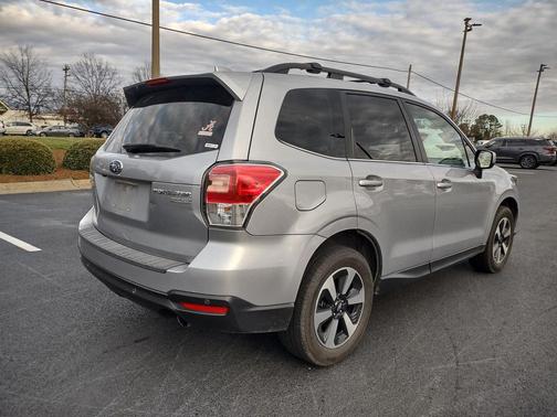 2017 Subaru Forester 2.5i Limited