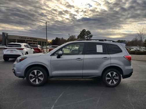 2017 Subaru Forester 2.5i Limited