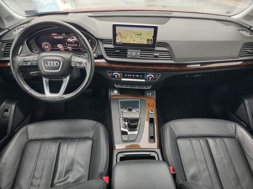 Matador Red Metallic 2018 Audi Q5 2.0T Tech Premium