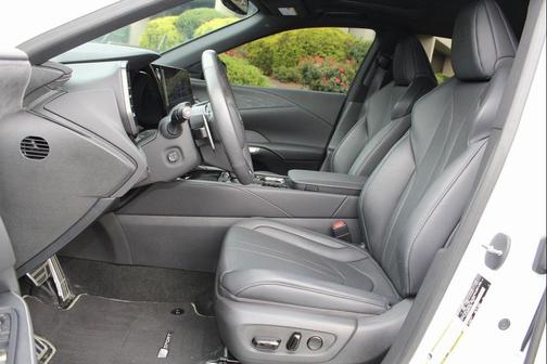 2023 Lexus RX 350 F SPORT Handling