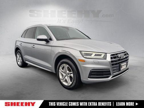 Florett Silver Metallic 2018 Audi Q5 2.0T Tech Premium