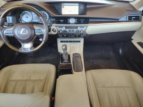 2017 Lexus ES 350 Base