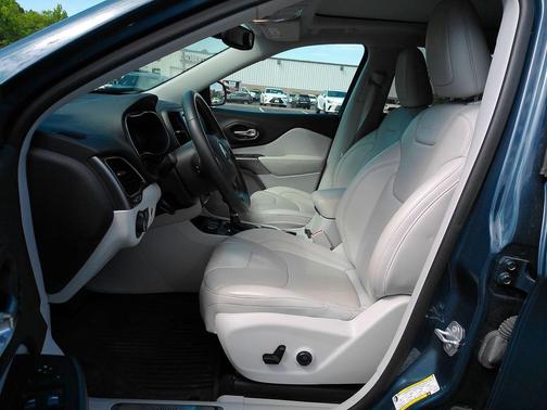 Blue Shade Pearlcoat 2019 Jeep Cherokee Limited