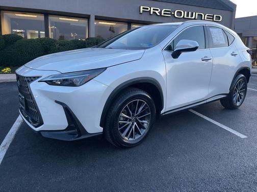 Eminent White Pearl 2022 Lexus NX 350h Premium
