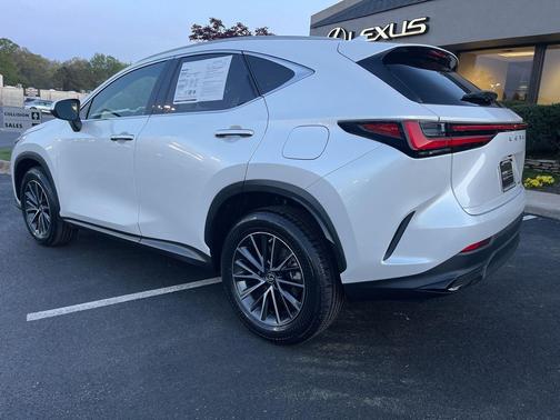 Eminent White Pearl 2022 Lexus NX 350h Premium