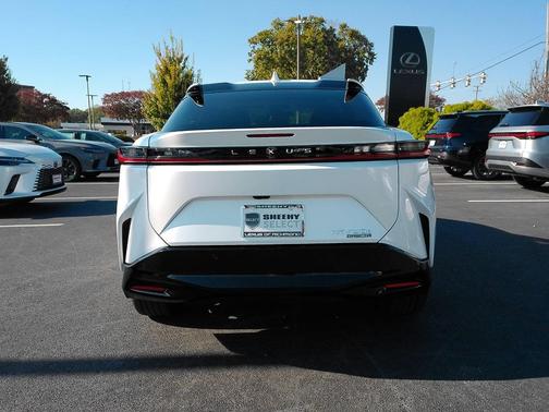 Oxygen White 2026 Lexus RZ 450e Premium