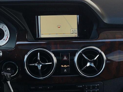 White 2013 Mercedes-Benz GLK-Class GLK 350 4MATIC