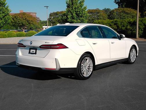 Alpine White 2024 BMW 530 xDrive