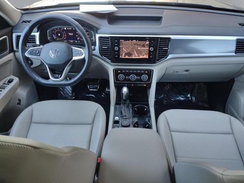 2022 Volkswagen Atlas 3.6L SEL