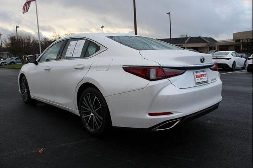 2023 Lexus ES 350 Base