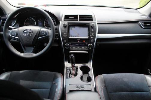 2017 Toyota Camry XSE