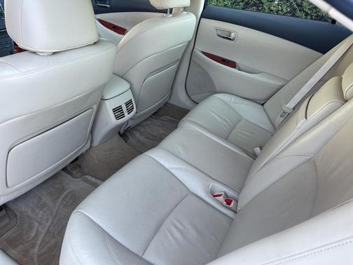 2012 Lexus ES 350 Base