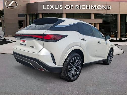 Eminent White Pearl 2026 Lexus RX 350 Premium
