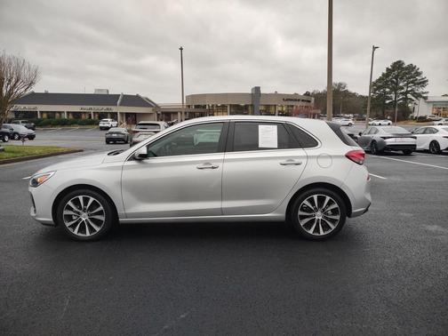 2019 Hyundai Elantra GT Base