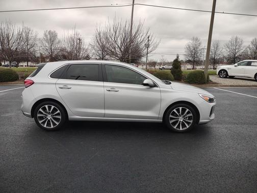2019 Hyundai Elantra GT Base