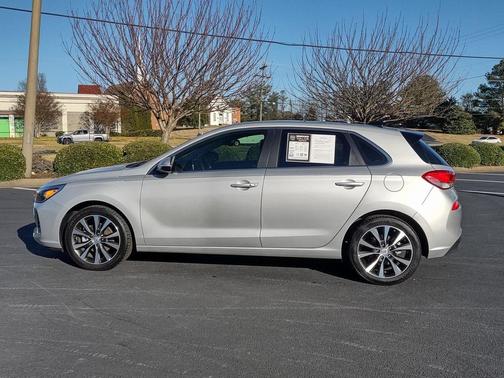 2019 Hyundai Elantra GT Base