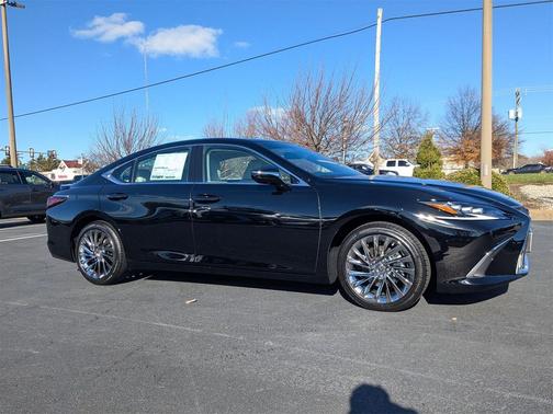 2025 Lexus ES 350 Ultra Luxury