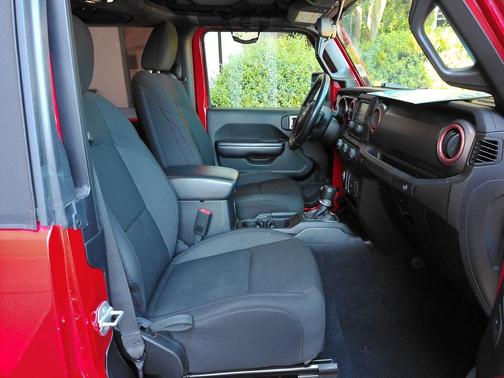 Firecracker Red Clearcoat 2020 Jeep Wrangler Sport S