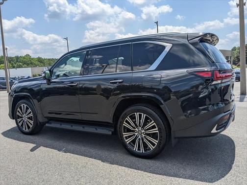 2025 Lexus LX 600 Luxury