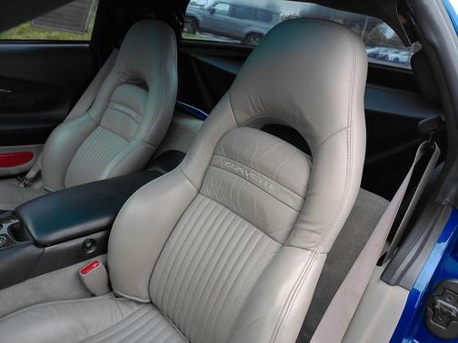 Electron Blue Metallic 2003 Chevrolet Corvette Base