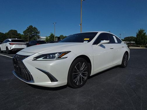 White Pearl 2023 Lexus ES 350 Base