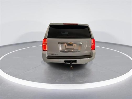 2016 Chevrolet Suburban LS