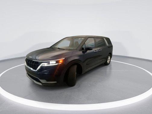 2022 Kia Carnival LXS