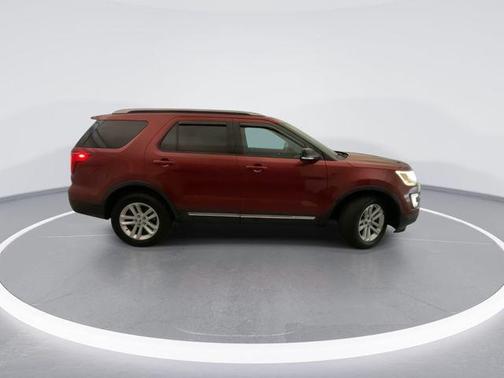RUBY RED METALLIC TINTED CC 2017 Ford Explorer XLT