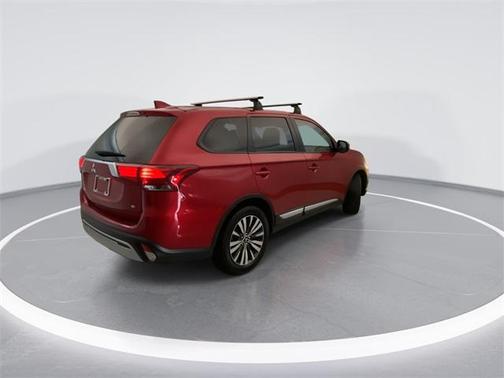 2020 Mitsubishi Outlander SE