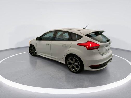 2017 Ford Focus ST ST